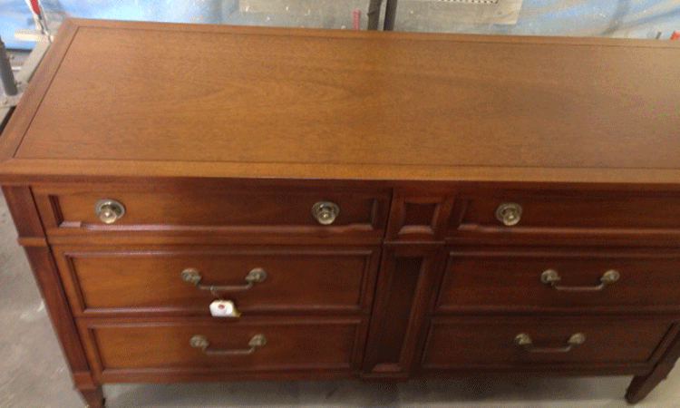 チェスト天板の再塗装