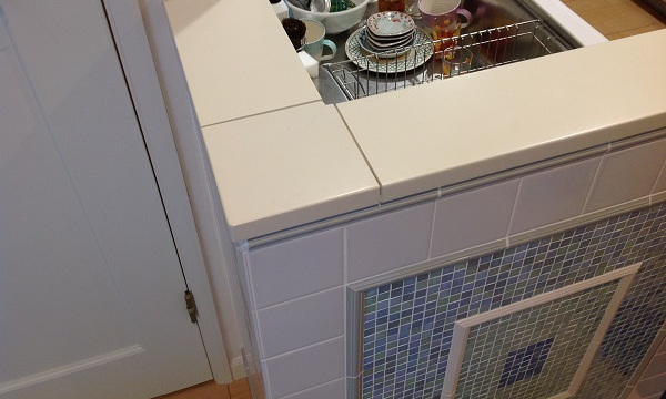 キッチン笠木の再塗装