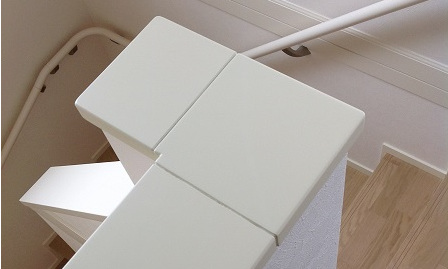 階段笠木の再塗装