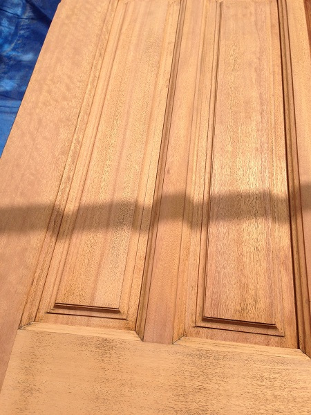 白色玄関ドア再塗装