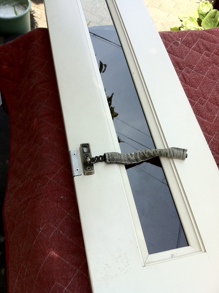 白色玄関ドア再塗装