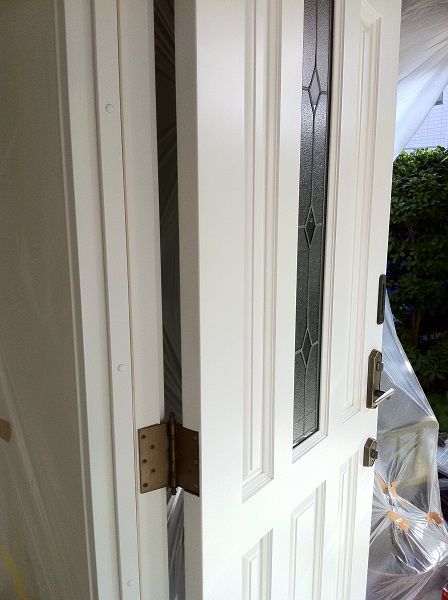 白色玄関ドア再塗装